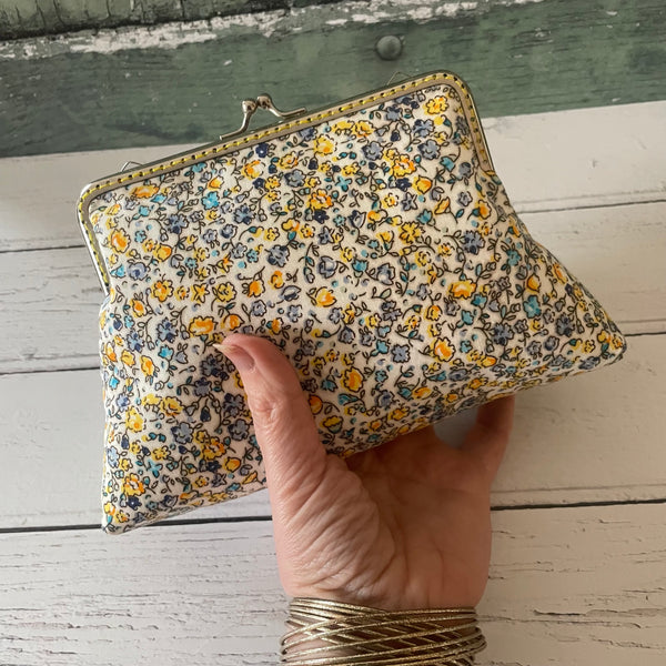 Yellow Roses Blue Forget Me Nots Floral Cotton 5.5 Inch Silver Clasp Purse Frame Clutch Bag