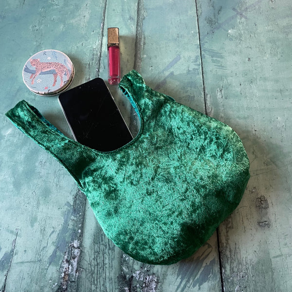Jewel Green Reversible Crushed Velvet Satin Japanese Wristlet Knot Clutch Bag