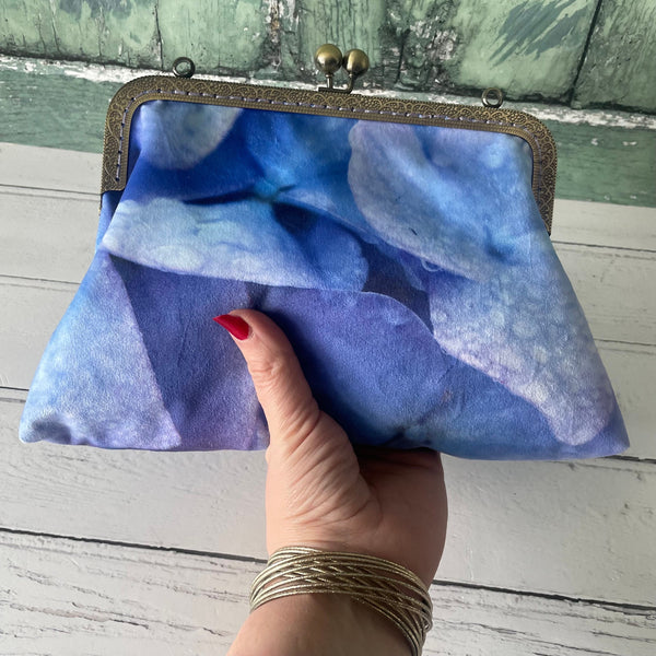Blue Lilac Raindrop Hydrangea Petal Floral Satin 8 Inch Sew In Clasp Bronze Purse Frame Clutch Bag