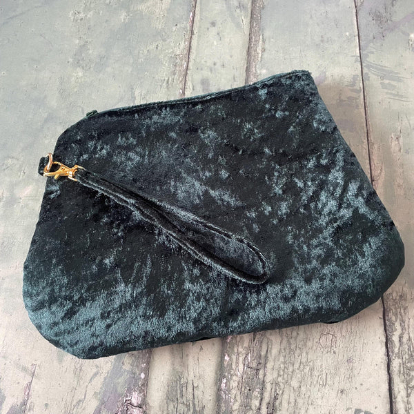 Dark Green Crushed Velvet Zipper Wristlet Clutch Bag