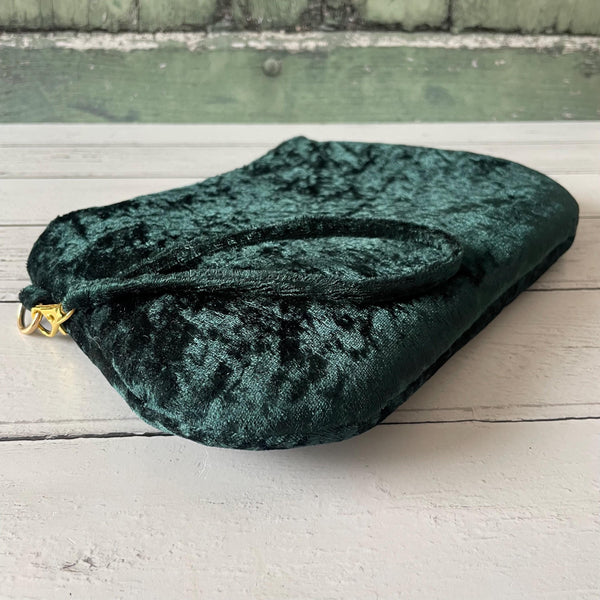 Dark Green Crushed Velvet Zipper Wristlet Clutch Bag