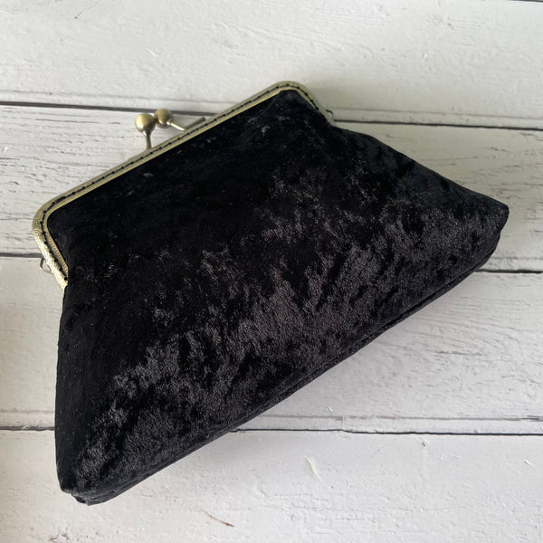 Black Crushed Velvet 5.5 Inch Clasp Purse Frame Clutch Bag