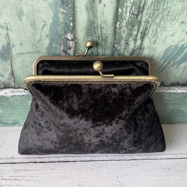 Black Crushed Velvet 5.5 Inch Clasp Purse Frame Clutch Bag