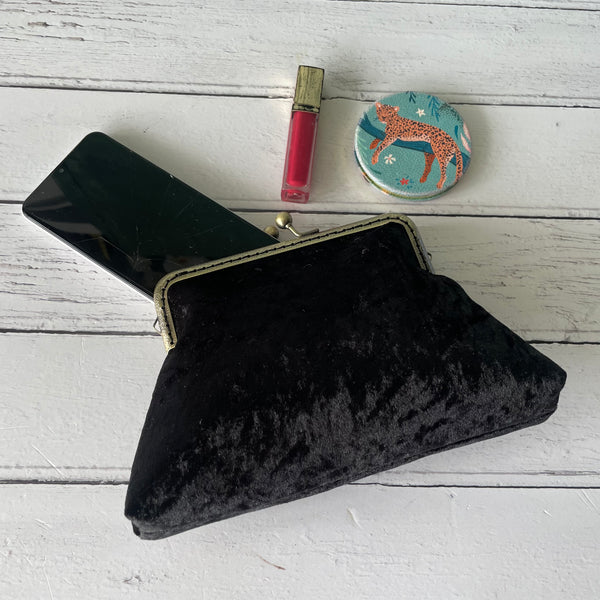 Black Crushed Velvet 5.5 Inch Clasp Purse Frame Clutch Bag