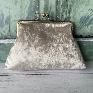 Champagne Crushed Velvet 5.5 Inch Clasp Purse Frame Clutch Bag