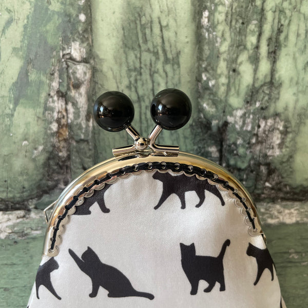 Black and White Cats Credit Card Coin Clasp Purse
