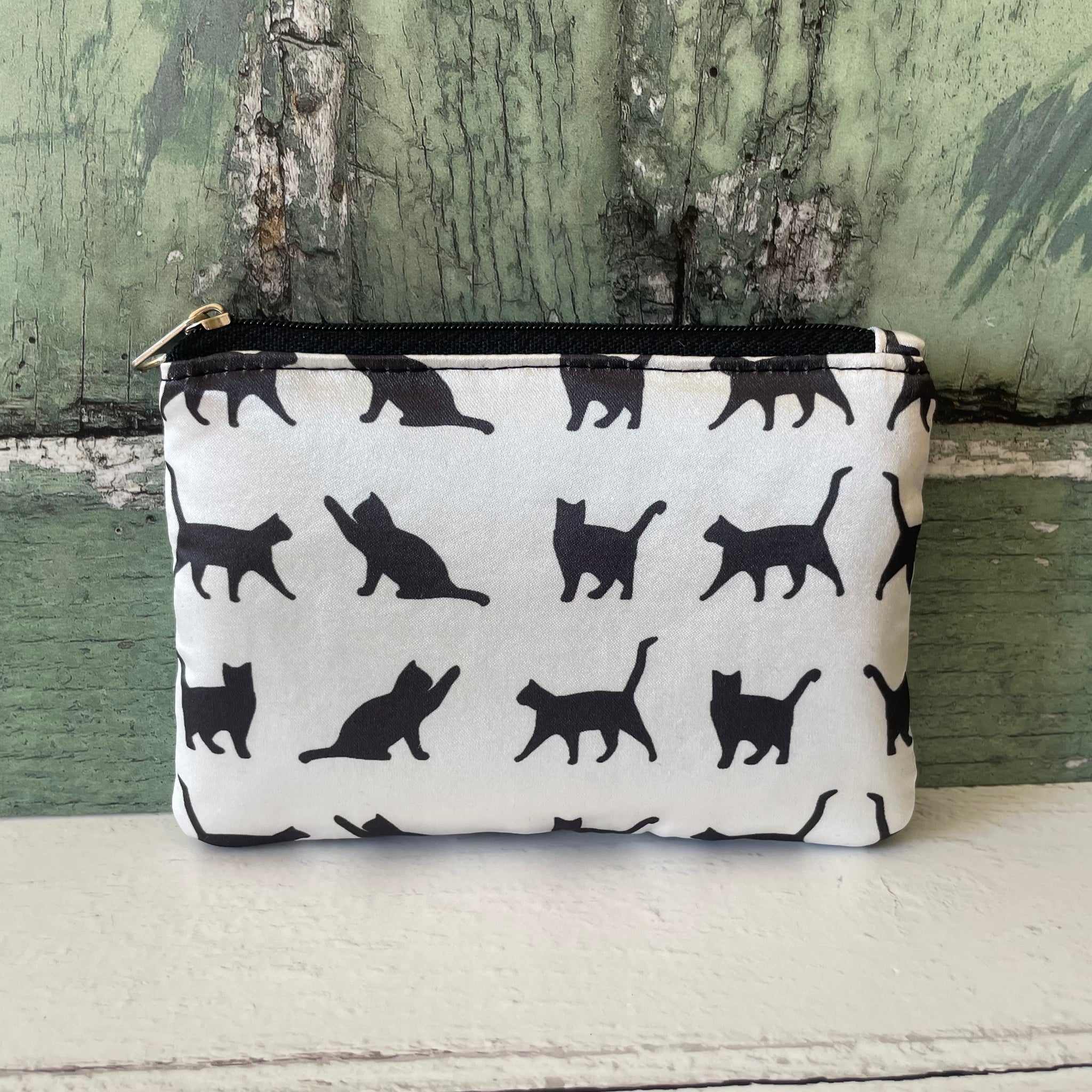 Black and White Cats Satin Coin Zipper Purse Pouch