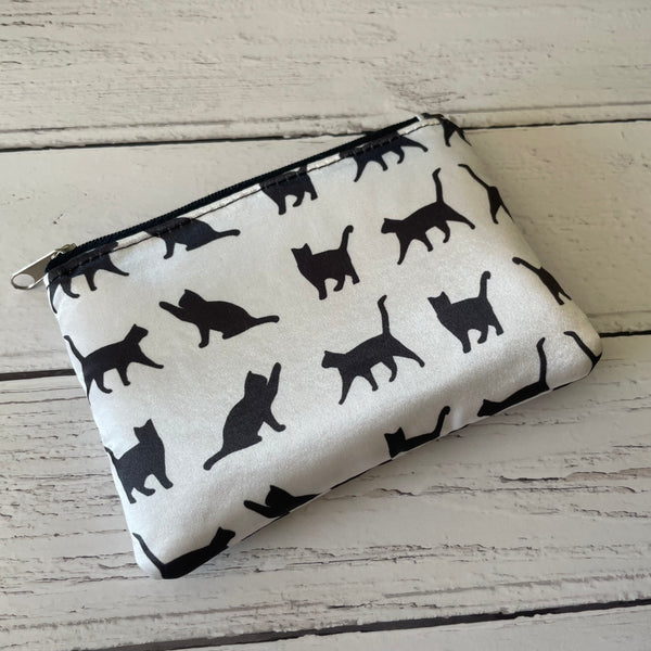 Black and White Cats Satin Coin Zipper Purse Pouch