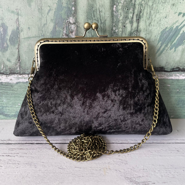 Black Crushed Velvet 5.5 Inch Clasp Purse Frame Clutch Bag