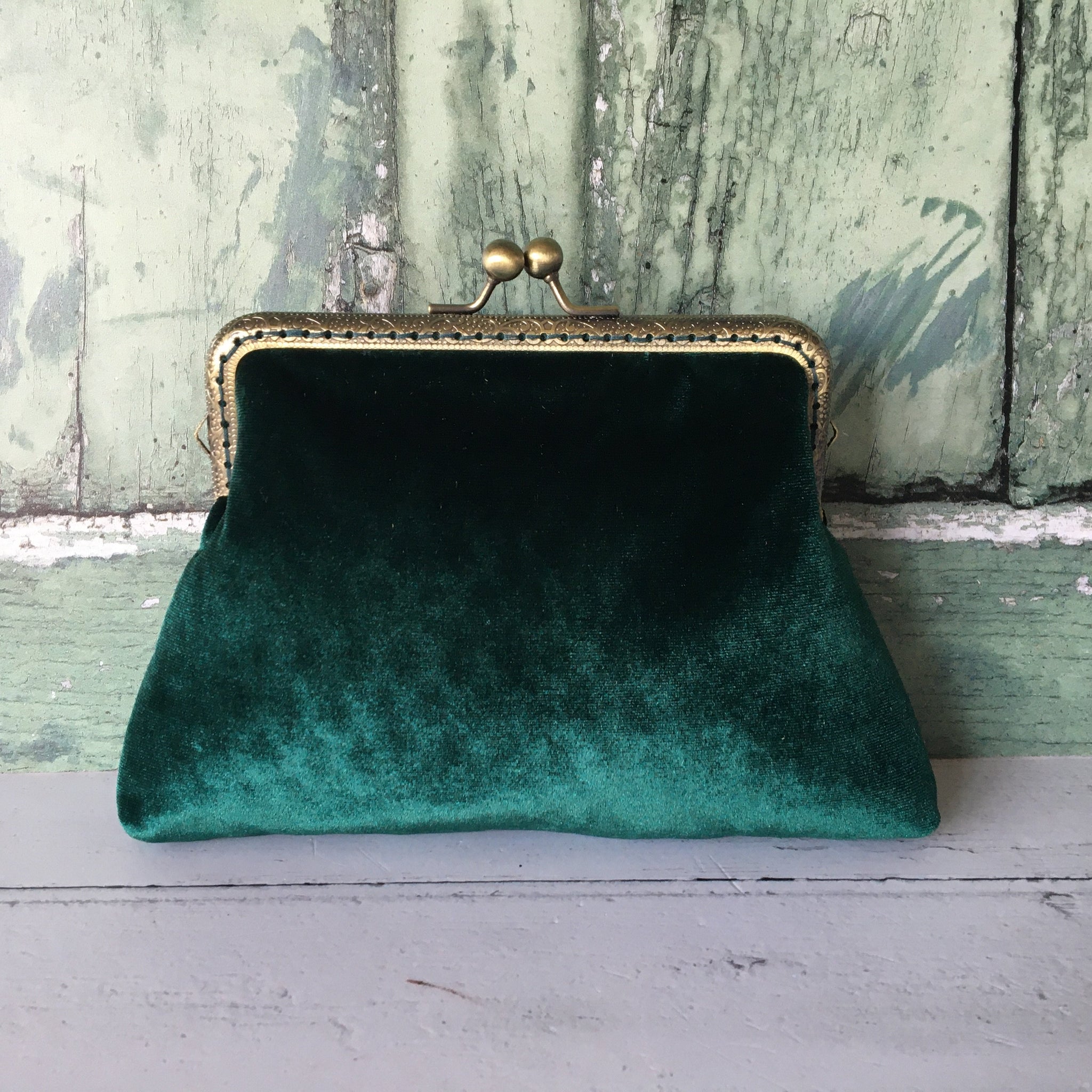 Emerald Empress Green Color Classy Party Wear Clutch – Kashvi