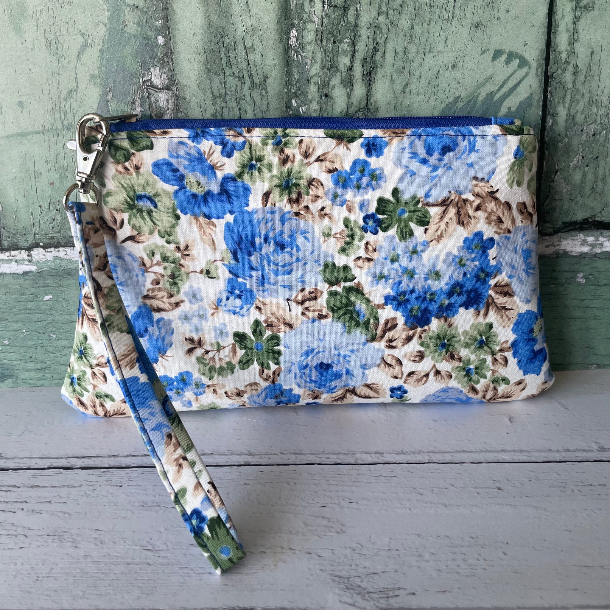 Blue Roses Floral Cotton Zipper Pouch Wristlet Clutch Bag