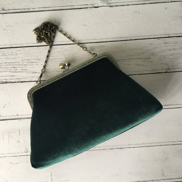 Emerald Green Velvet 8 Inch Bronze Clasp Purse Frame Clutch Bag