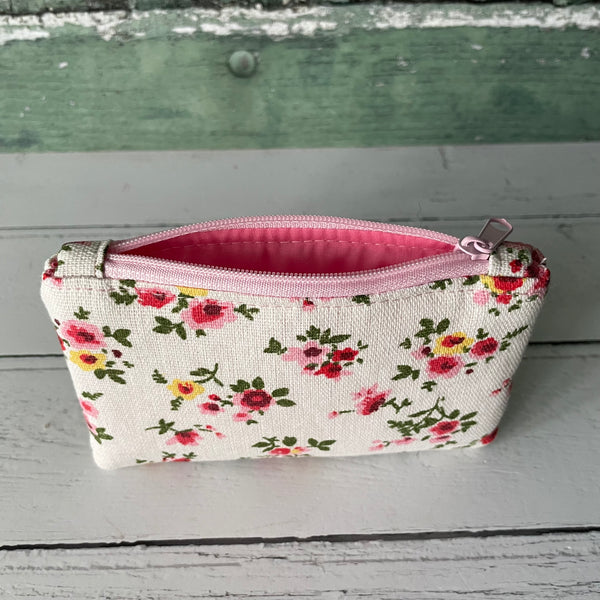 Red and Pink Roses Floral Cotton Zip Coin Purse Pouch