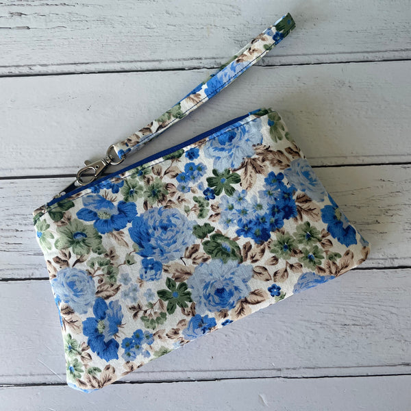 Blue Roses Floral Cotton Zipper Pouch Wristlet Clutch Bag
