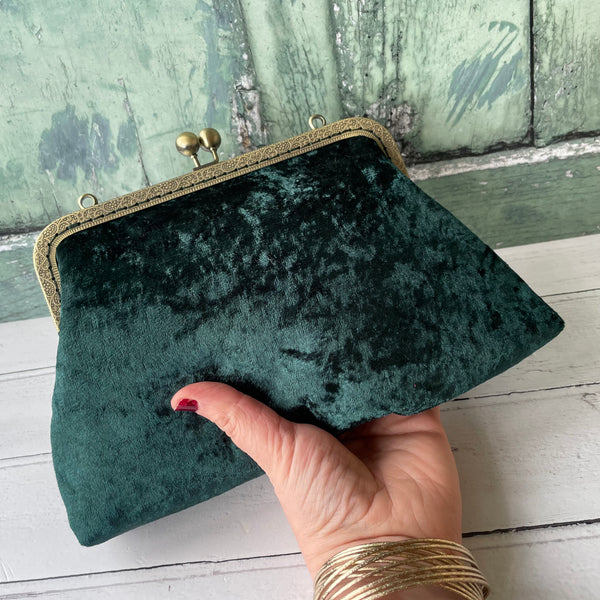 Dark Green Crushed Velvet 8 Inch Bronze Clasp Purse Frame Clutch Bag