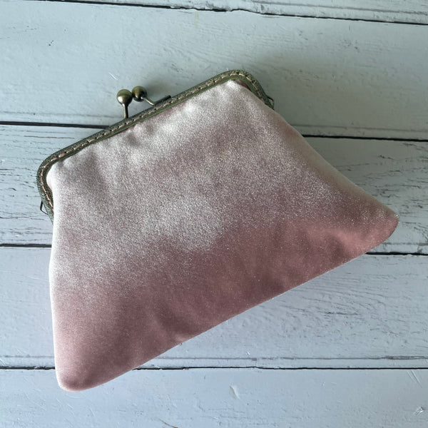 Crepe Pink Velvet 5.5 Inch Clasp Purse Frame Clutch Bag