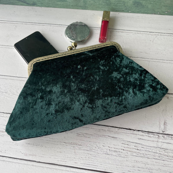 Dark Green Crushed Velvet 8 Inch Bronze Clasp Purse Frame Clutch Bag