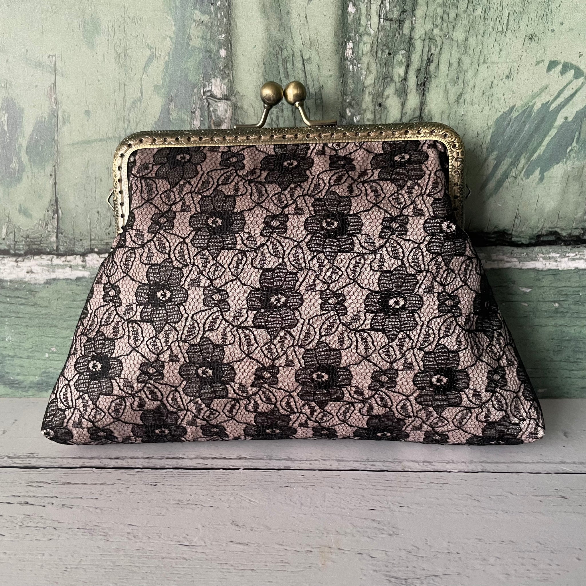 Champagne Satin and Black Floral Lace 5.5 Inch Clasp Purse Frame Clutch Bag