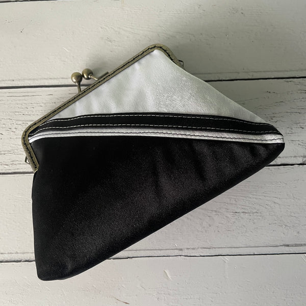 Black and White Monochrome Stripe Satin 5.5 Clasp Purse Frame Clutch Bag