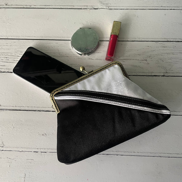 Black and White Monochrome Stripe Satin 5.5 Clasp Purse Frame Clutch Bag