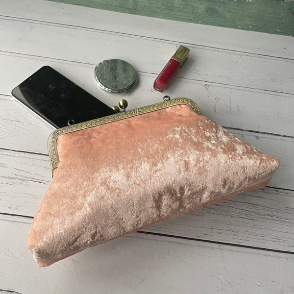Light Peach Crushed Velvet 8 Inch Bronze Clasp Purse Frame Clutch Bag