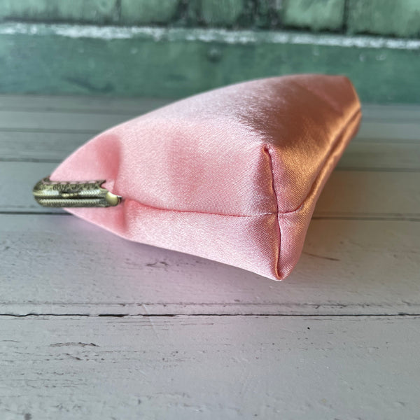 Peachy Pink Satin 5.5 Inch Clasp Purse Frame Clutch Bag