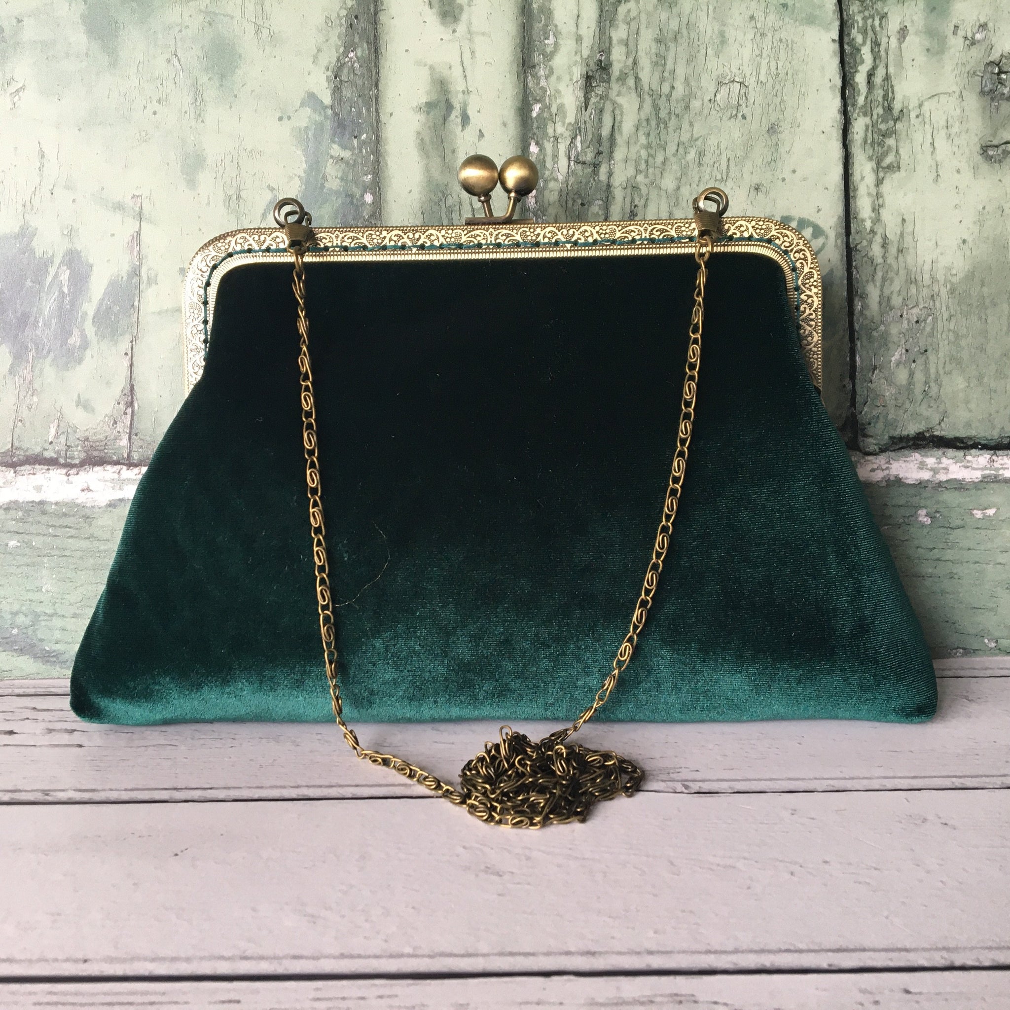 Emerald Green Velvet 8 Inch Bronze Clasp Purse Frame Clutch Bag