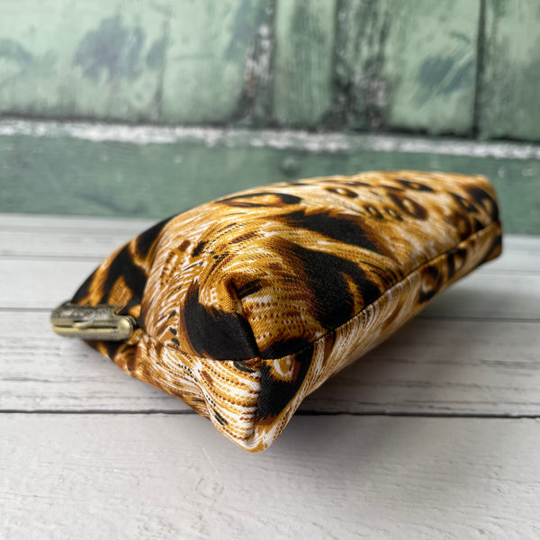 Leopard Chetah Animal Print Satin 5.5 Inch Clasp Purse Frame Clutch Bag